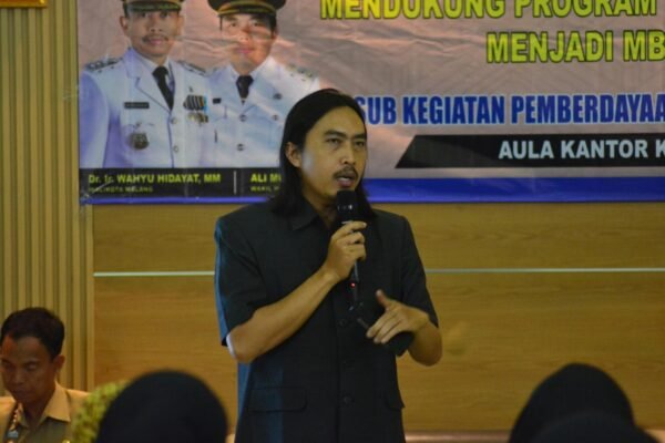 Akhdiyat Syabril Ulum Desak Pemkot Prioritaskan Aggaran untuk Jalan Berlubang dan Pohon Tumbang