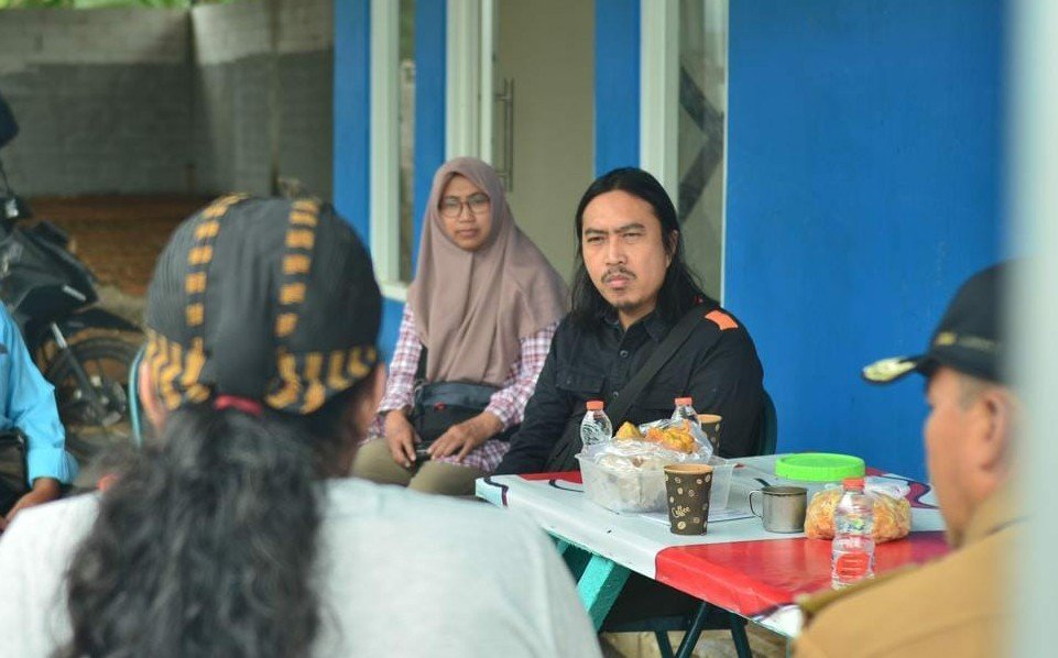 Anggota Dewan Syabril Ulum Acungi Jempol Warga Sekitar TPST 3R Nawasena