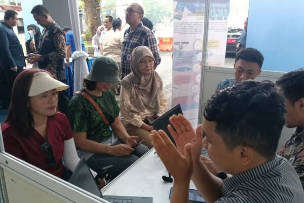 Buka Layanan Identitas Kependudukan Digital Dispendukcapil Kota Malang Jemput Bola