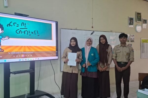 Magister UNISMA Beri Pembelajaran Digital Berbasis FlipaClip kepada Siswa MAN Lamongan