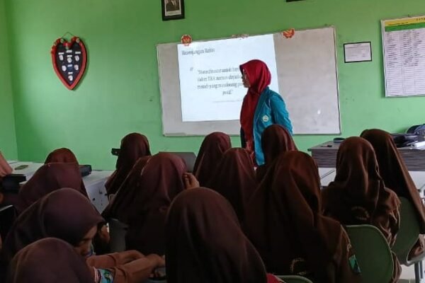 Mahasiswa UNISMA Berikan Pendampingan TKA Matematika, Gunakan Metode Konstruktivisme