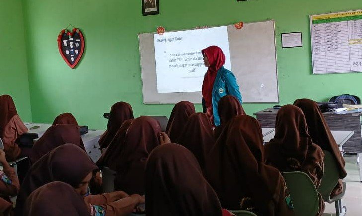 Mahasiswa UNISMA Berikan Pendampingan TKA Matematika, Gunakan Metode Konstruktivisme