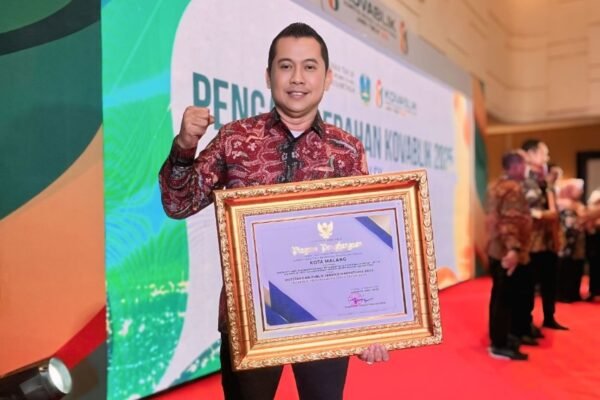 Perumda Tugu Tirta Raih Predikat BUMD Air Minum Terbaik di Ajang Kovablik Jatim