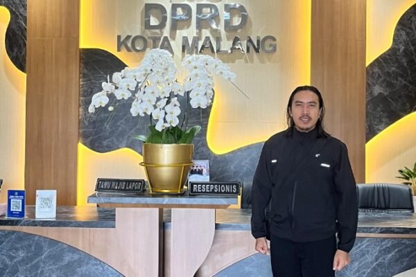 Akhdiyat Syabril Ulum Soroti Bandelnya Masyarakat Parkir Liar di Kayutangan