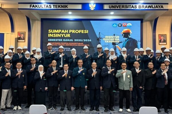 FT UB Komitmen Cetak Insinyur Profesional Berintegritas Lewat Sumpah Profesi ke-15