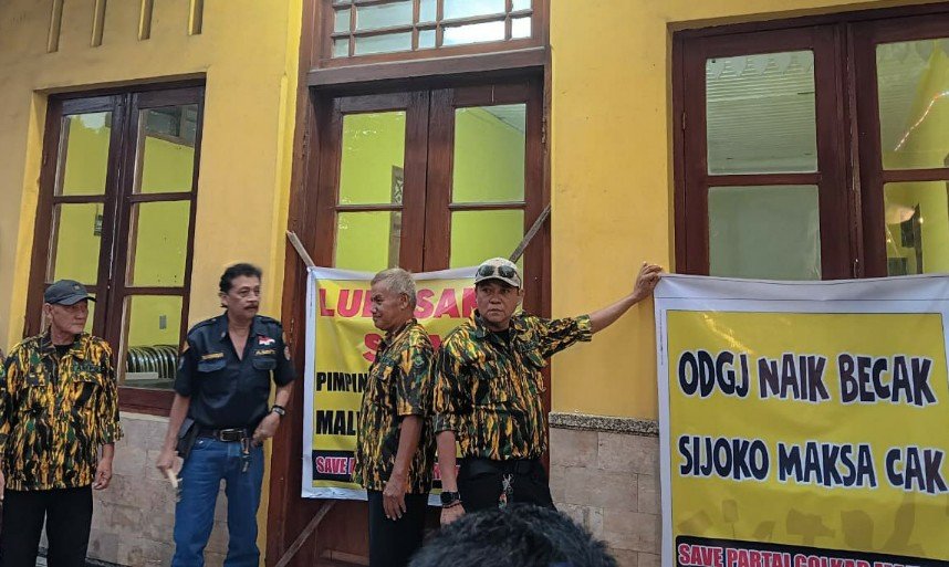 Golkar Kota Malang Bergejolak, Kantor DPD Disegel Kader Tuntut Musda Luar Biasa