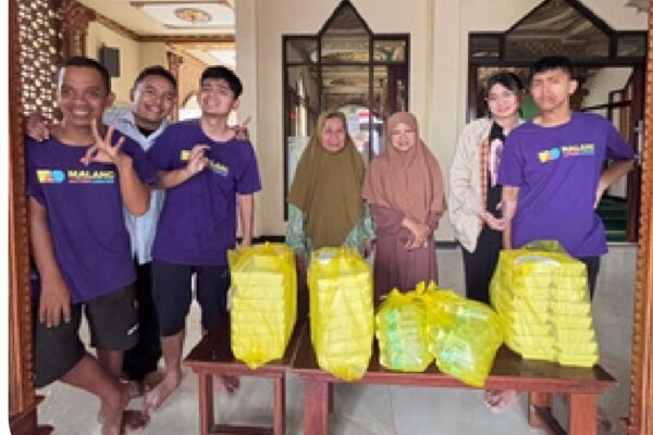 MAC Bangun Kemandirian Lewat Produksi Nasi Berkah Ramadhan Bersama Anak Autisme