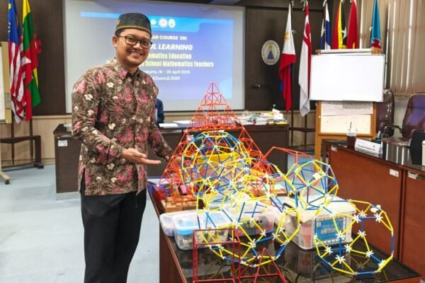 Mahasiswa Magister Pendidikan Matematika UNISMA Malang Tembus Program Internasional SEAQIM, Perkuat Jejak Global Kampus