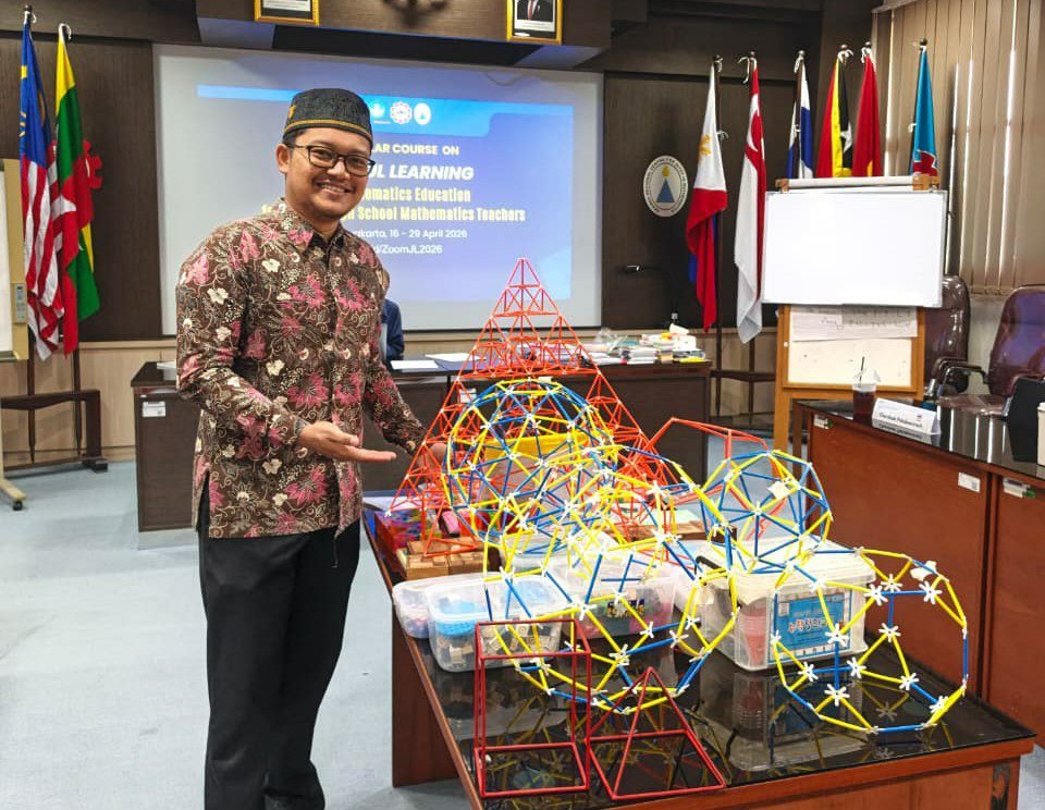 Mahasiswa Magister Pendidikan Matematika UNISMA Malang Tembus Program Internasional SEAQIM, Perkuat Jejak Global Kampus