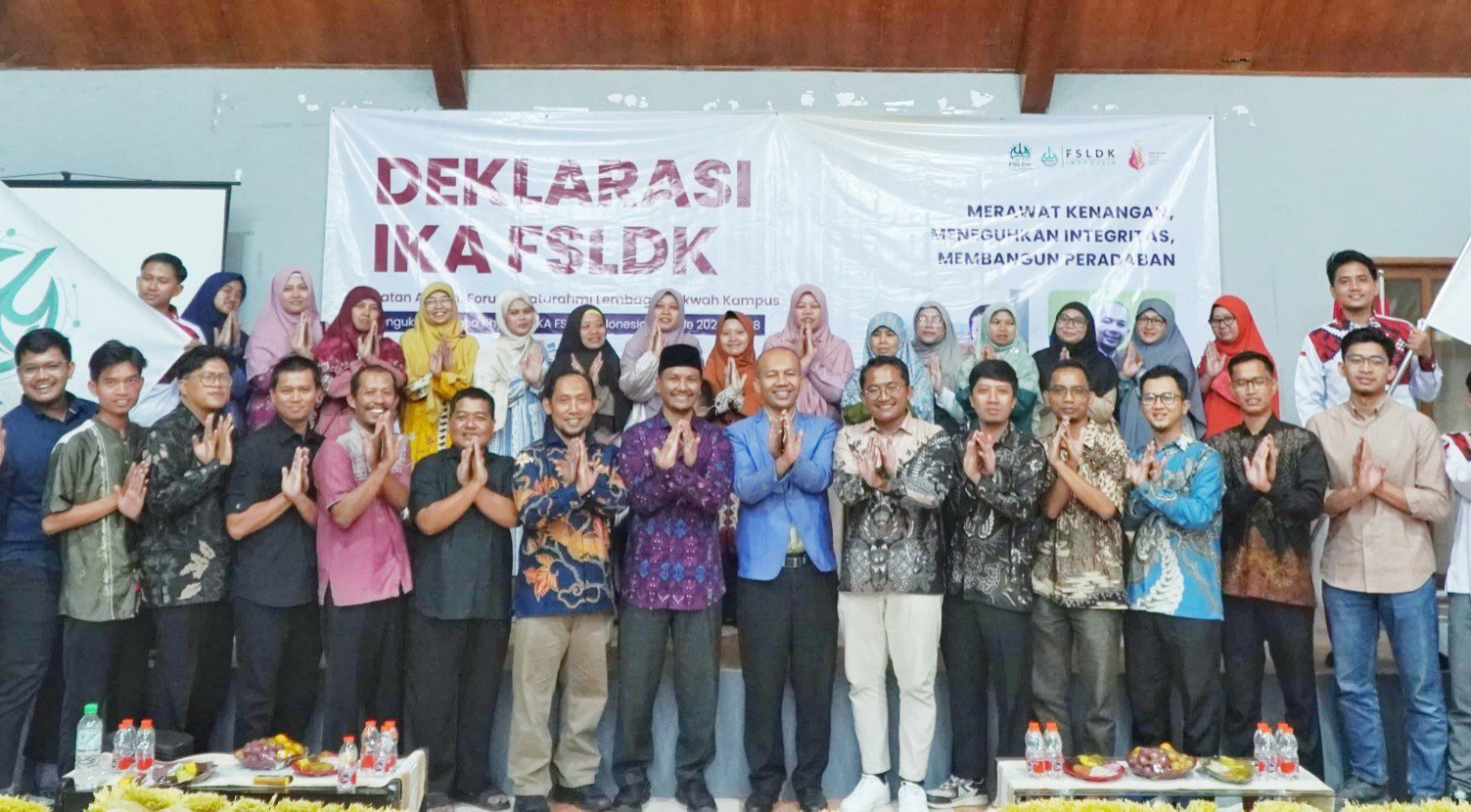 Ratusan Alumni Aktivis Dakwah Kampus Se-Indonesia Deklarasikan IKA FSLDK di Malang