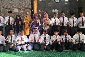 Cegah Pernikahan Dini, Tim Dosen UMM Gencarkan Edukasi "Remaja Sakti" di SMP Muhammadiyah Dau