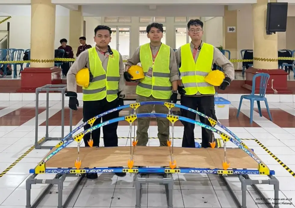 Tim Mahasiswa Teknik Sipil UM Raih Juara di Ajang Fondasi Steel Bridge Competition