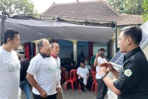 ITN Malang Kenalkan Teknologi PLTS kepada Warga Madyopuro, Dukung Kampung Iklim Berkelanjutan