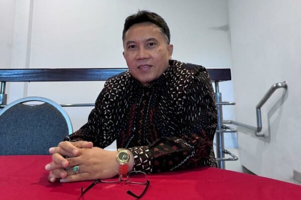 Prof Hamid Soroti Fenomena Prilaku Merayakan Kelulusan, Antara Euforia Digital dan Makna Pendidikan