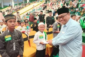 Teladani Rasulullah, UNISMA Malang Santuni 1.500 Anak Yatim Dhuafa di Bulan Muharram