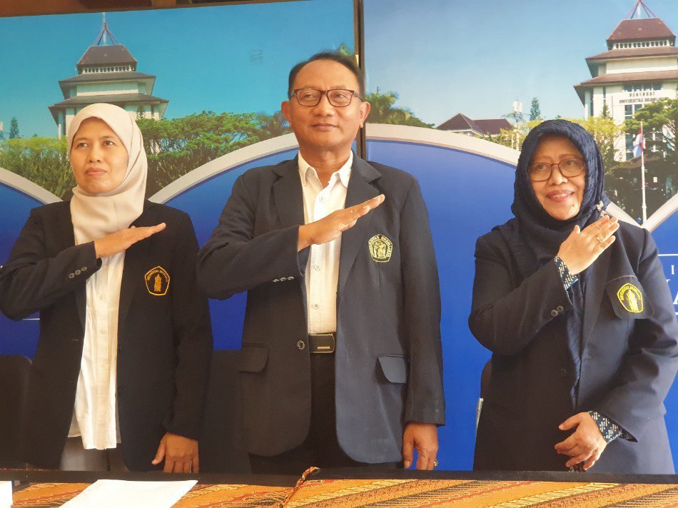  UB Kukuhkan Tiga Guru Besar Baru, Hadirkan Inovasi AI Kelautan, Diversifikasi Pangan hingga Ekonomi Sirkular