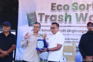Mahasiswa UM Luncurkan Website EcoSort, Dorong Pengelolaan Sampah Digital di Desa Oro-Oro Ombo Batu