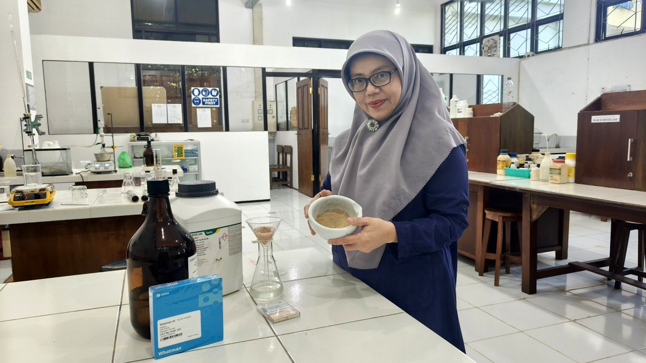 Dosen ITN Malang Ubah Limbah B3 Galangan Kapal Jadi Silika Gel Bernilai Tinggi, Siap Kurangi Impor