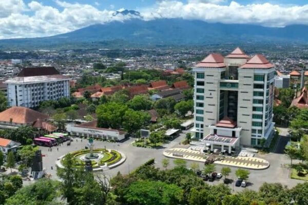 UM Naik Kelas! Masuk 20 Kampus Terbaik Nasional Versi Webometrics Juli 2026