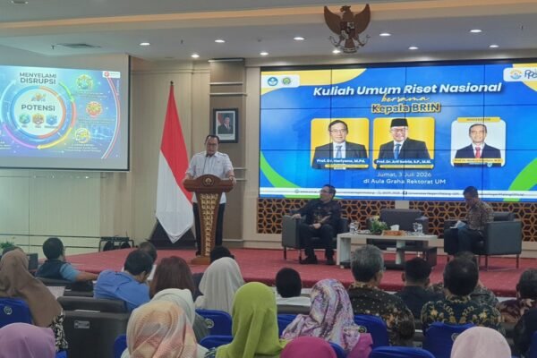 Hadir di UM, Kepala BRIN Tegaskan Riset Jadi Kunci Indonesia Bersaing di Era Teknologi Global