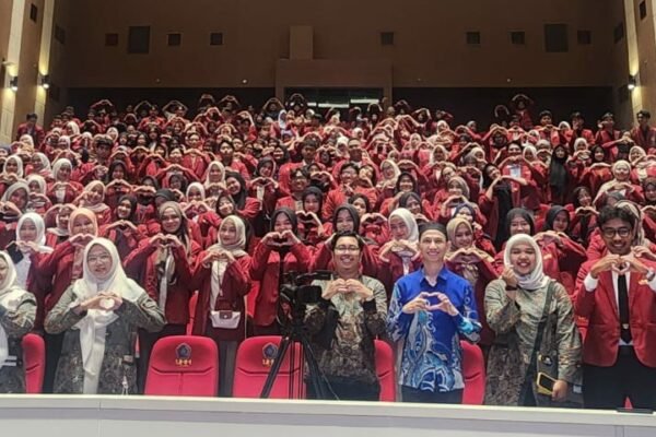 UMM Hadirkan Pakar Ortopedi Malaysia, Kenalkan Pemanfaatan AI dan Robotik dalam Keperawatan
