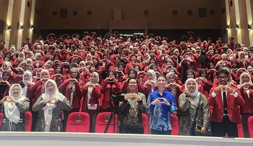 UMM Hadirkan Pakar Ortopedi Malaysia, Kenalkan Pemanfaatan AI dan Robotik dalam Keperawatan