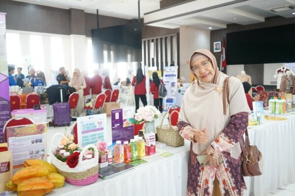 Inovasi Herbal Guru Besar UMM Curi Perhatian Menteri Pertanian, Diklaim Atasi Anemia hingga Turunkan Residu Mikroplastik