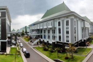 Di Tengah Isu Penutupan Prodi, UIN Malang Justru Resmikan Magister Hukum Ekonomi Syariah