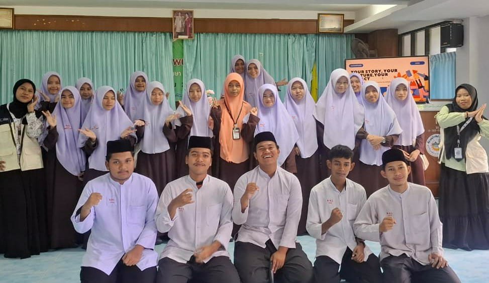 Mahasiswa KKN Internasional UMM Bentuk YALORA.HUB, Cetak Young Story Leaders di Thailand