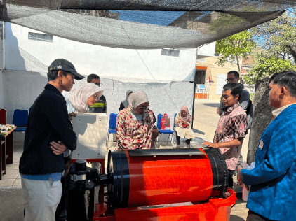 POLINEMA Hibahkan Rotary Dryer Cerdas Berbasis IoT, UMKM Alir Coffee Kini Bisa Pantau Pengeringan Kopi