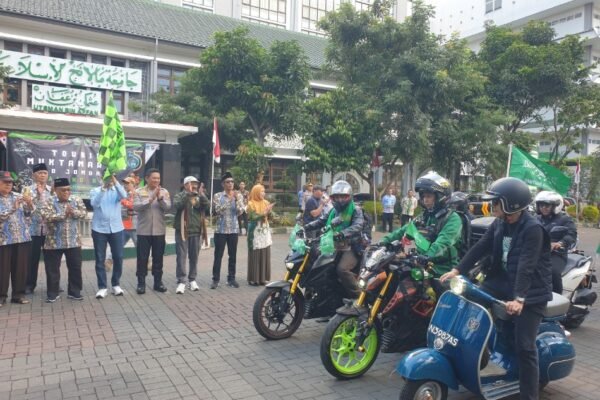 Rektor UNISMA Malang Bersama Wali Kota dan Kapolresta Berangkatkan 65 Biker NU ke Muktamar