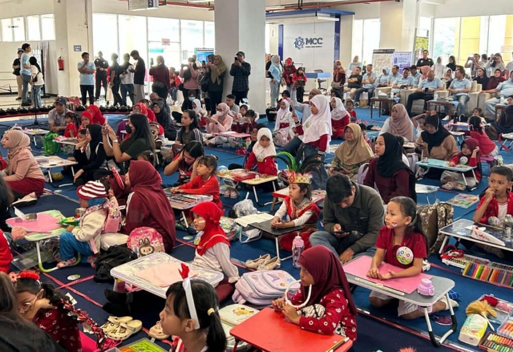 Memahami Pentingnya Air Minum Aman, Ratusan Anak Antusias Ikuti Lomba Mewarnai Tugu Tirta