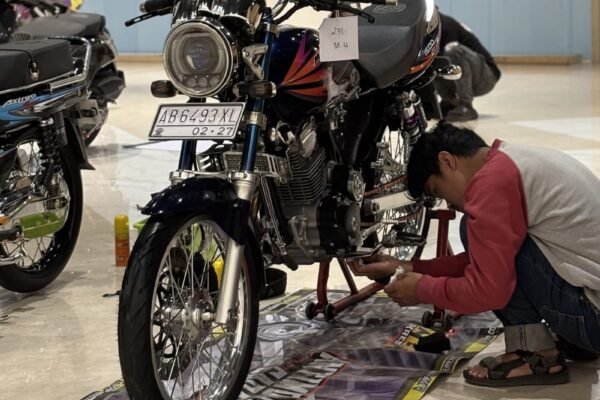 Mahasiswa ITN Malang Raih The Best W9 Style di Malang Modifest Vol 3, Buktikan Karya Teknik Mesin Mampu Bersaing Nasional