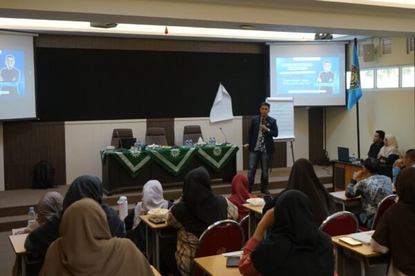 CoE PBA UMM Perkuat Pembelajaran Praktik, Mahasiswa Terjun Langsung ke Industri Bahasa Global