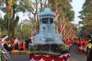 Parade Nusantara Universitas Brawijaya Padukan Budaya Kerajaan dan Pesan Green Campus