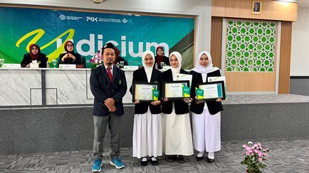 FKIK UIN Malang Beri Penghargaan Lulusan Terbaik 2026, Bukti Komitmen Cetak Tenaga Kesehatan Berprestasi