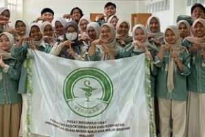 PIONALA Farmasi FKIK UIN Malang Pacu Kemampuan Komunikasi Kesehatan Lewat MENTION 2026