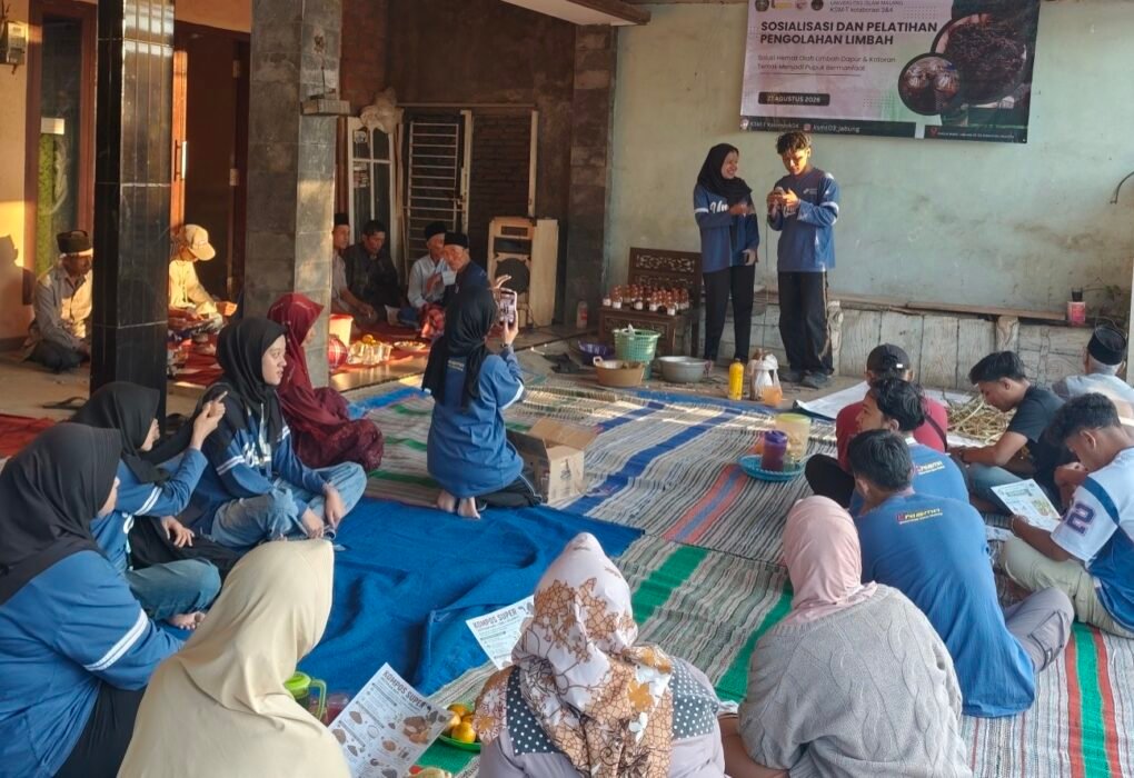 KSM Kelompok 03 dan 04 UNISMA Sulap Kotoran Sapi dan Sampah Dapur Jadi Produk Bernilai Guna