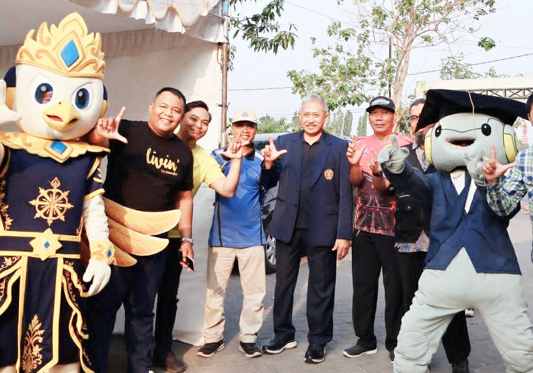 Puluhan Warga Mrican Buka Stan di Green Market Kampus: "Pasar Kami Terasa Lebih Luas"
