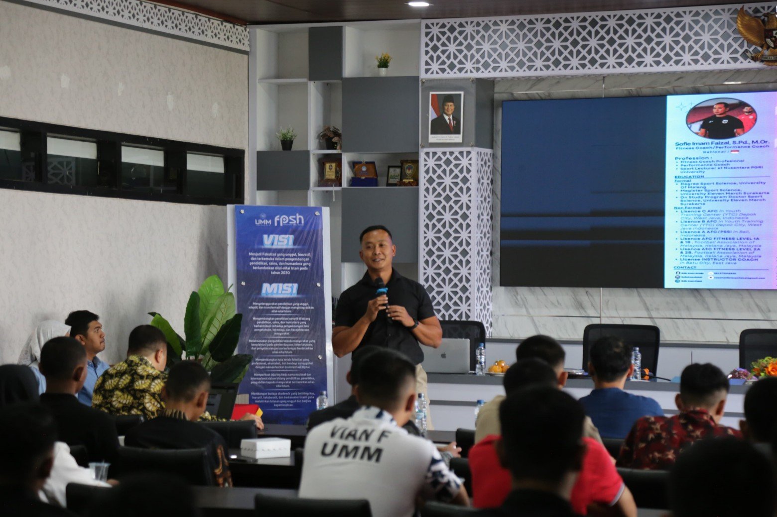 Pelatih Zaman Now Tak Cukup Bermodal Pengalaman, Performance Coach Timnas Bongkar Rahasia Karier di Era Data