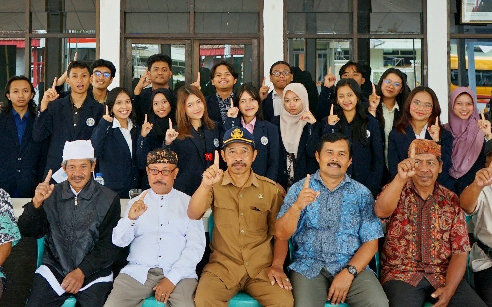 Tak Cukup di Ruang Kelas, Mahasiswa UM Belajar Moderasi Beragama dari Wirotaman