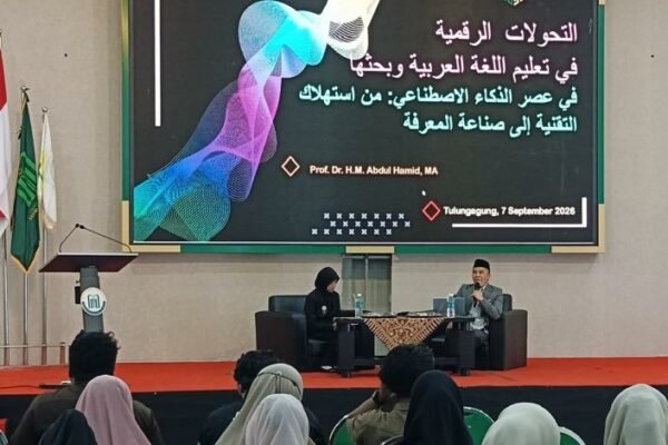 Jadi Pembicara Seminar di UIN Tulungagung, Prof Hamid Dorong Transformasi Pembelajaran Bahasa Arab di Era AI