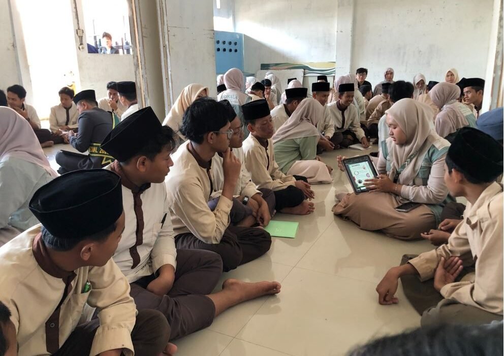 Edukasi Kesehatan di Pesantren, Santri Diajak Kenali Cara Menjaga Kesehatan