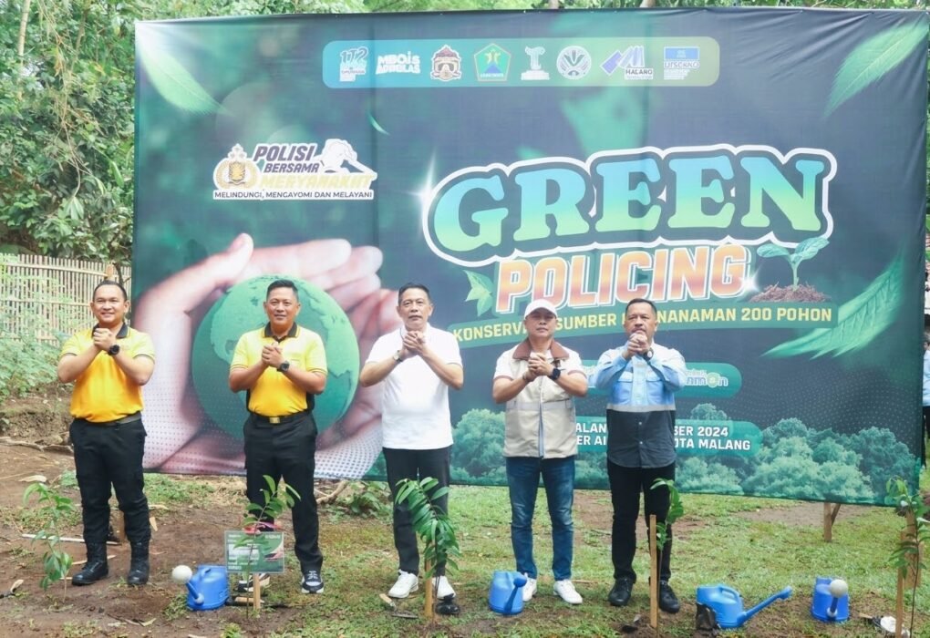 Jaga Sumber Air Sumber Juwet, Tugu Tirta Gandeng Polresta Malang Kota Tanam 200 Pohon