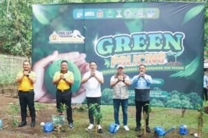 Jaga Sumber Air Sumber Juwet, Tugu Tirta Gandeng Polresta Malang Kota Tanam 200 Pohon