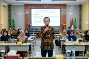 Dosen Humaniora UIN Malang Bekali Guru MAN 1 Banyuwangi Komunikasi Antarbudaya