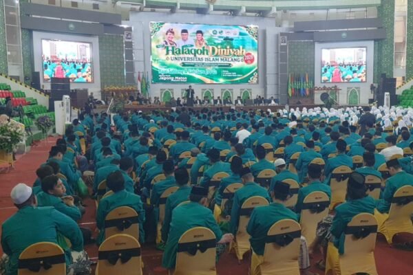 Halaqoh Diniyah UNISMA, Kyai Sableng Bekali Maba dengan 7 Ukhuwah dan Kecerdasan Digital