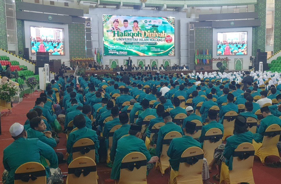 Halaqoh Diniyah UNISMA, Kyai Sableng Bekali Maba dengan 7 Ukhuwah dan Kecerdasan Digital