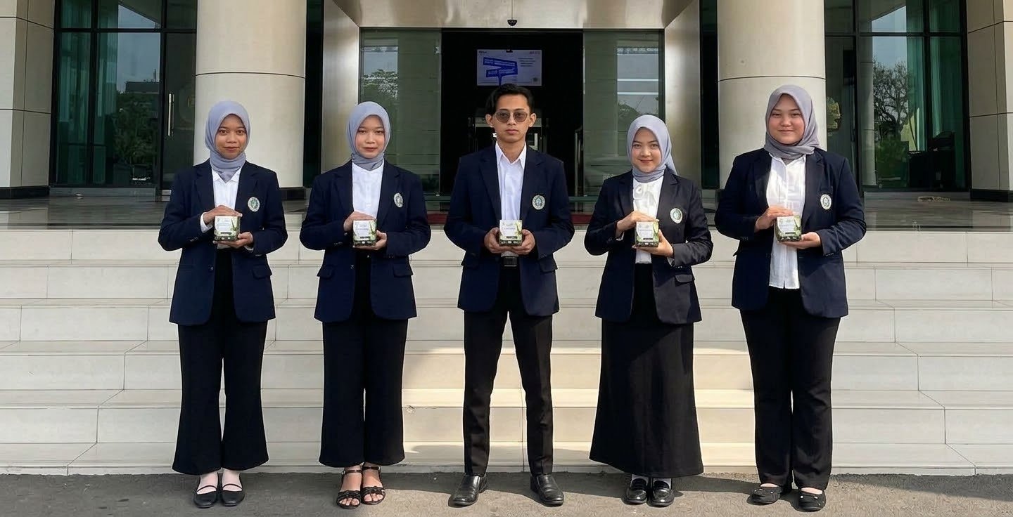 Mahasiswa UM Sulap Ampas Tebu dan Kulit Lemon Jadi Tisu Pembersih Sepatu