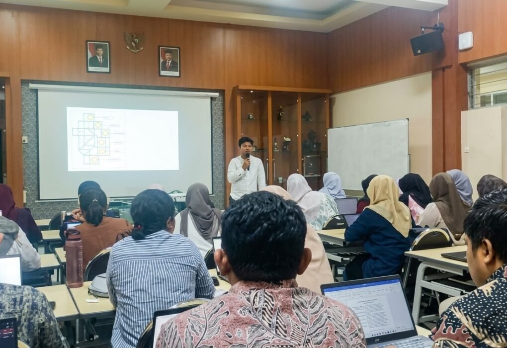 Dosen UIN Maliki Bagikan Strategi Tembus Jurnal Internasional Top Tier kepada Mahasiswa UM